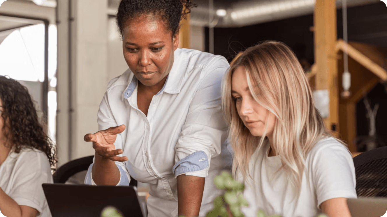 Women on laptop